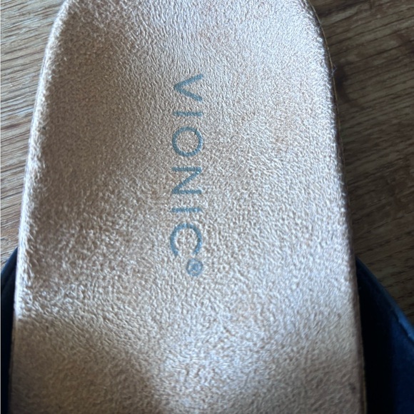 Vionic Women's Navy Blue Chain Loafers - Picture 2 of 4